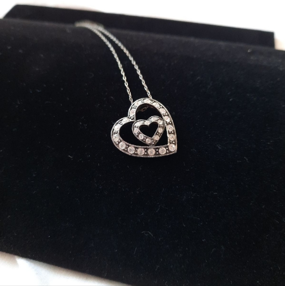 "1928" Heart necklace